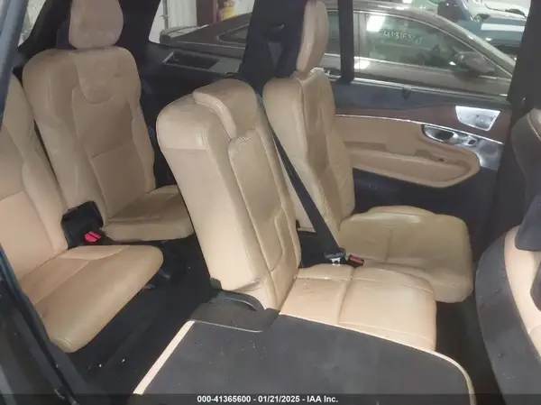 YV4A22PL0H1115064 2017 VOLVO XC90 - Image 8
