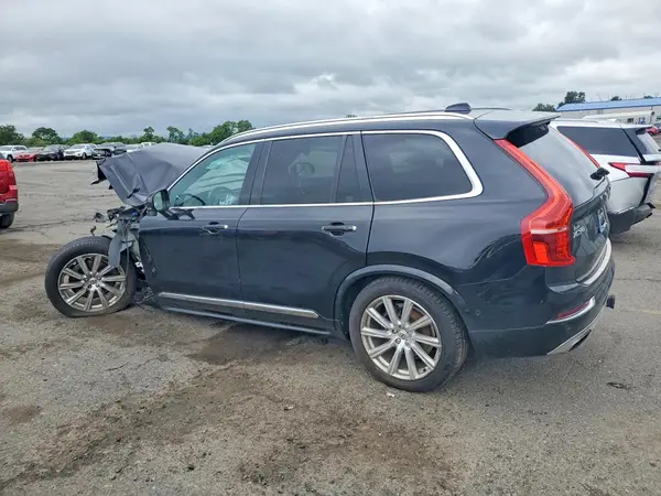 YV4A22PL0H1125805 2017 VOLVO XC90 - Image 2