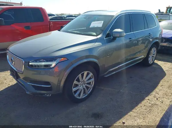 YV4A22PL0H1147853 2017 VOLVO XC90 - Image 2