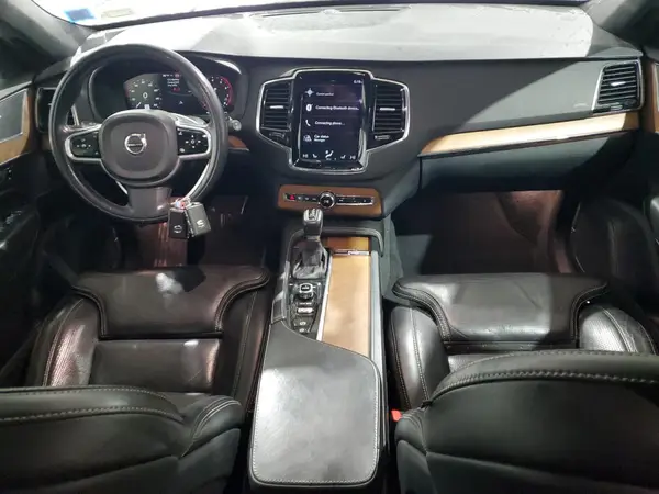 YV4A22PL0H1168007 2017 VOLVO XC90 - Image 8