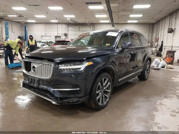 YV4A22PL0H1171084 2017 VOLVO XC90 - Image 2