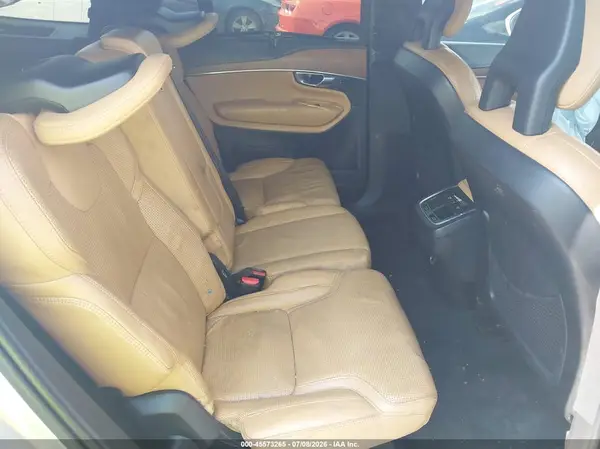 YV4A22PL0H1174342 2017 VOLVO XC90 - Image 8