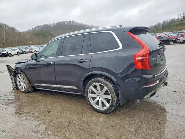 YV4A22PL0H1182067 2017 VOLVO XC90 - Image 2