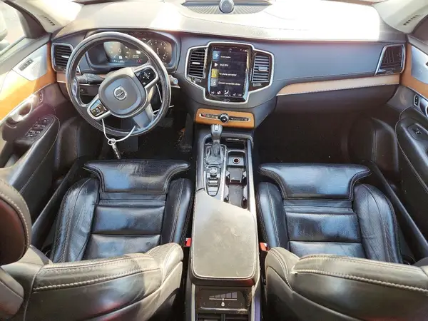 YV4A22PL0J1195701 2018 VOLVO XC90 - Image 8