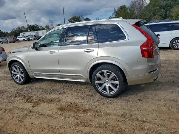 YV4A22PL0J1198582 2018 VOLVO XC90 - Image 2