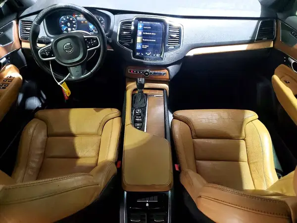 YV4A22PL0J1198632 2018 VOLVO XC90 - Image 8