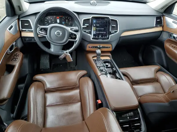 YV4A22PL0J1217941 2018 VOLVO XC90 - Image 8