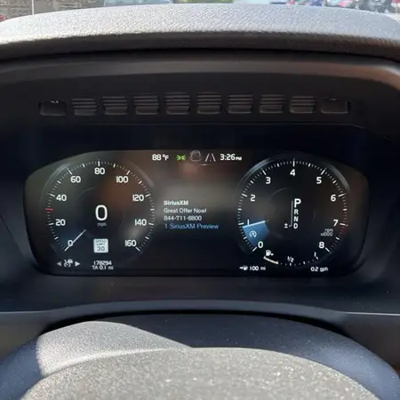 YV4A22PL0J1358461 2018 VOLVO XC90 - Image 8