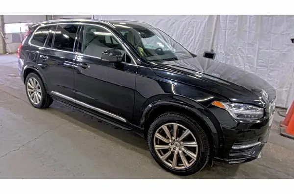 YV4A22PL0J1368732 2018 VOLVO XC90 - Image 2