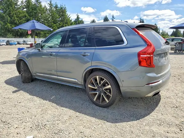 YV4A22PL0K1432706 2019 VOLVO XC90 - Image 2