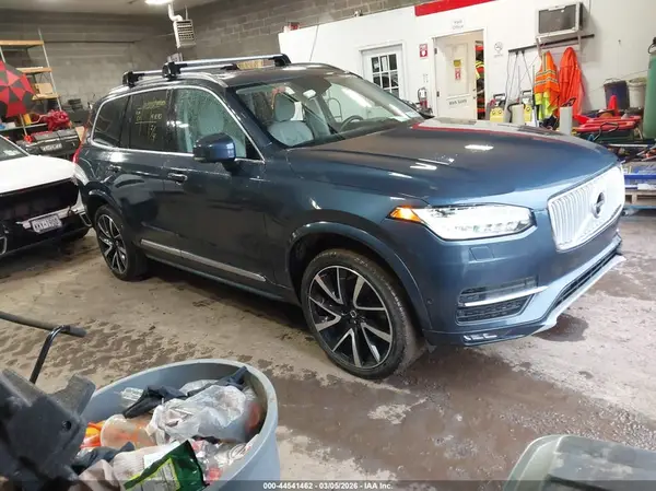 YV4A22PL0K1452454 2019 VOLVO XC90 - Image 1
