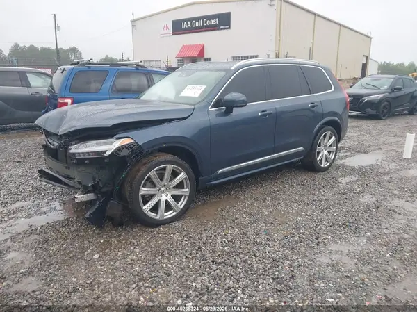 YV4A22PL0K1458402 2019 VOLVO XC90 - Image 2