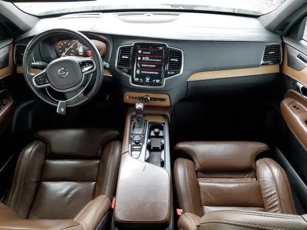 YV4A22PL0K1471845 2019 VOLVO XC90 - Image 8