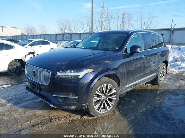 YV4A22PL0K1473093 2019 VOLVO XC90 - Image 2