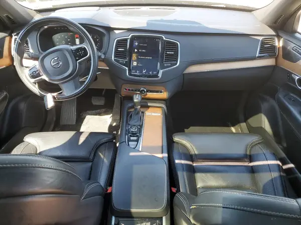YV4A22PL0K1480688 2019 VOLVO XC90 - Image 8
