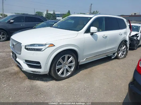 YV4A22PL0K1483896 2019 VOLVO XC90 - Image 2
