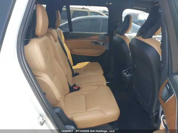 YV4A22PL0K1483896 2019 VOLVO XC90 - Image 8