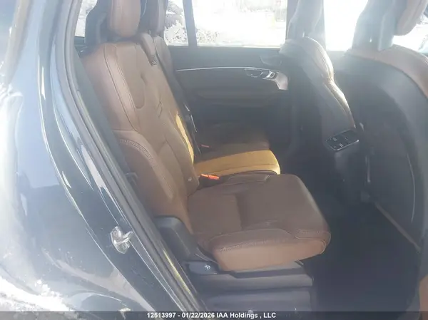 YV4A22PL0M1706232 2021 VOLVO XC90 - Image 8