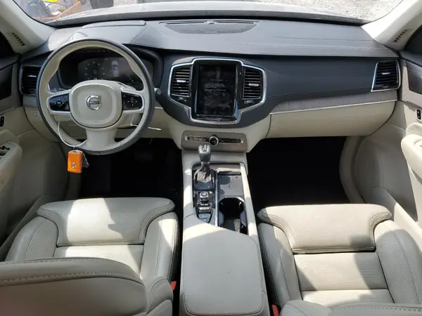 YV4A22PL0M1746505 2021 VOLVO XC90 - Image 8