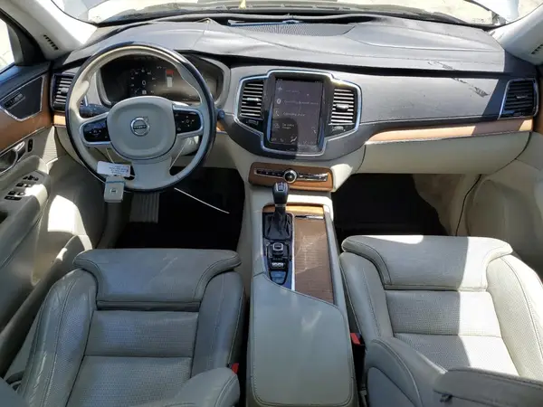 YV4A22PL1G1019300 2016 VOLVO XC90 - Image 8