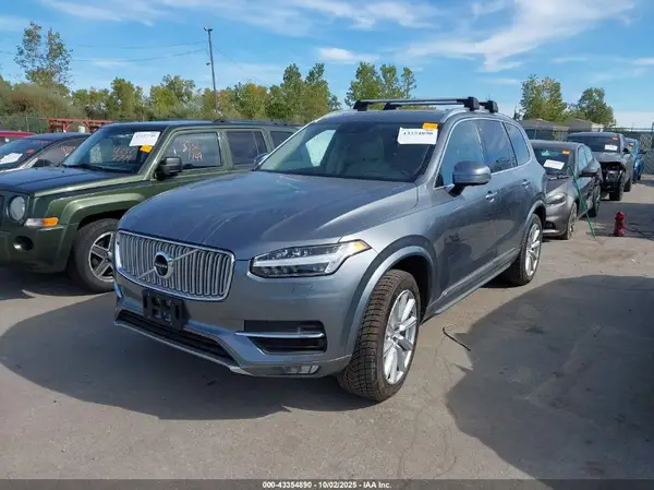 YV4A22PL1G1024058 2016 VOLVO XC90 - Image 2
