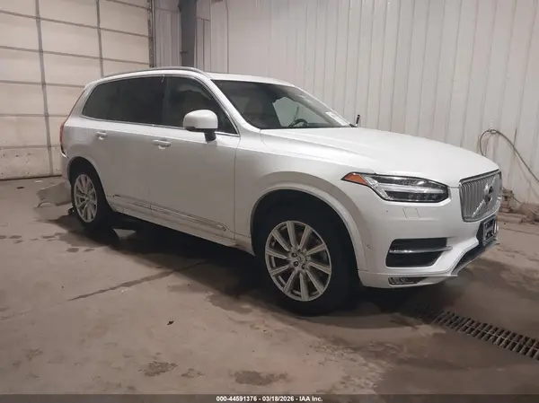 YV4A22PL1G1043659 2016 VOLVO XC90 - Image 1