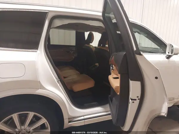 YV4A22PL1G1043659 2016 VOLVO XC90 - Image 8