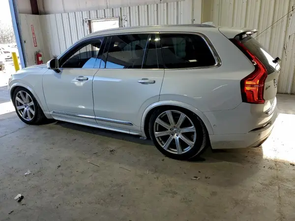 YV4A22PL1G1043953 2016 VOLVO XC90 - Image 2