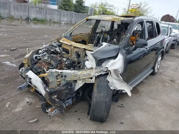 YV4A22PL1G1074698 2016 VOLVO XC90 - Image 2