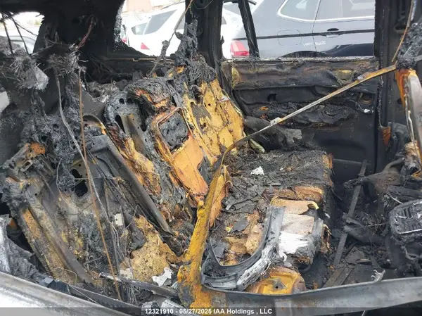 YV4A22PL1G1074698 2016 VOLVO XC90 - Image 8