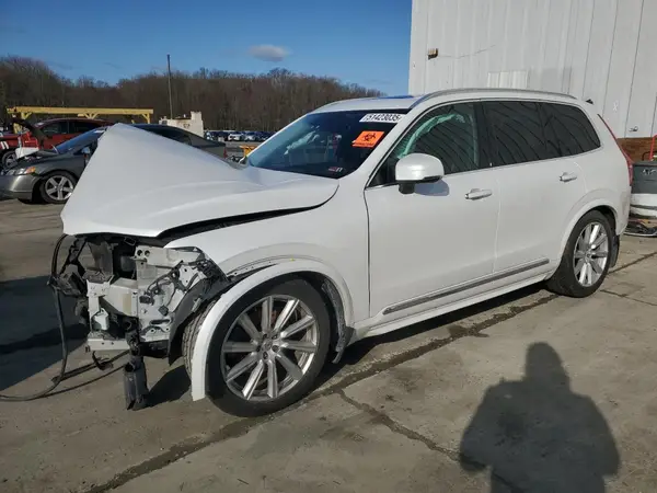 YV4A22PL1G1085703 2016 VOLVO XC90 - Image 1