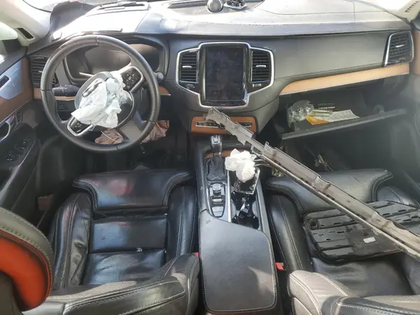 YV4A22PL1G1085703 2016 VOLVO XC90 - Image 8