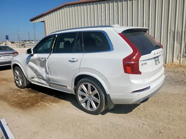 YV4A22PL1H1124839 2017 VOLVO XC90 - Image 2