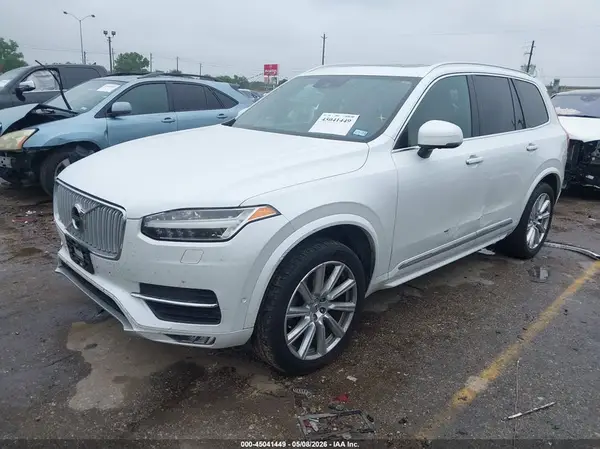 YV4A22PL1H1125943 2017 VOLVO XC90 - Image 2