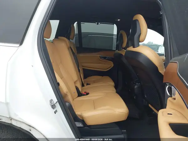YV4A22PL1H1125943 2017 VOLVO XC90 - Image 8