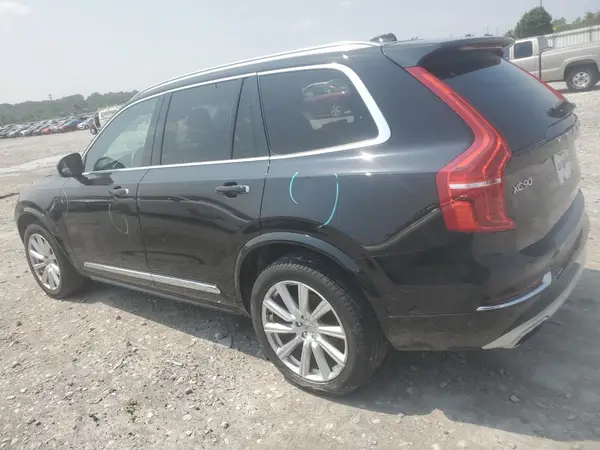 YV4A22PL1H1135095 2017 VOLVO XC90 - Image 2