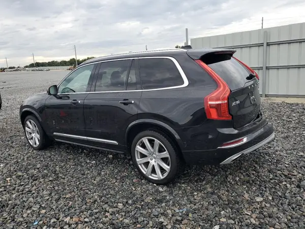 YV4A22PL1H1146727 2017 VOLVO XC90 - Image 2