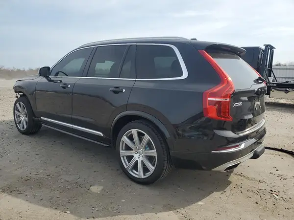 YV4A22PL1H1150163 2017 VOLVO XC90 - Image 2
