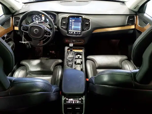 YV4A22PL1H1156299 2017 VOLVO XC90 - Image 8