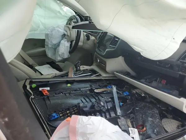 YV4A22PL1H1156769 2017 VOLVO XC90 - Image 8