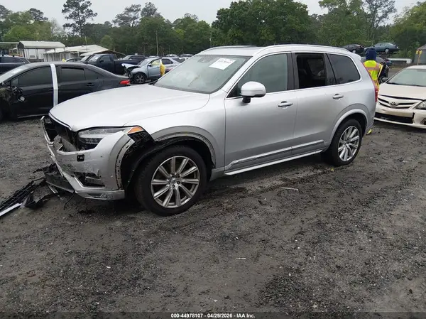 YV4A22PL1H1162989 2017 VOLVO XC90 - Image 2