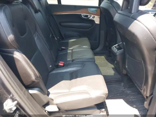 YV4A22PL1H1168033 2017 VOLVO XC90 - Image 8