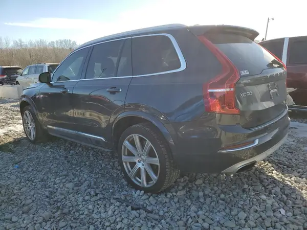 YV4A22PL1H1172423 2017 VOLVO XC90 - Image 2