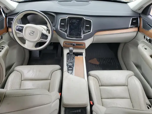 YV4A22PL1J1211162 2018 VOLVO XC90 - Image 8