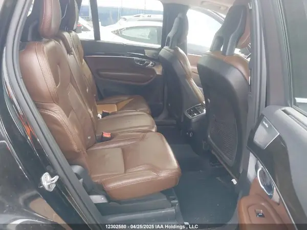YV4A22PL1J1319894 2018 VOLVO XC90 - Image 8