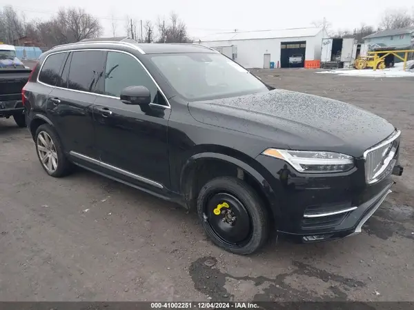 YV4A22PL1J1320222 2018 VOLVO XC90 - Image 1