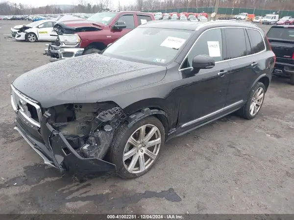 YV4A22PL1J1320222 2018 VOLVO XC90 - Image 2