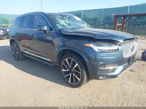 YV4A22PL1J1358372 2018 VOLVO XC90 - Image 1