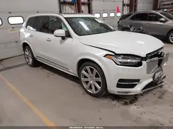 YV4A22PL1K1421388 2019 VOLVO XC90