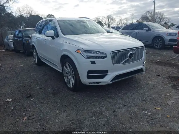 YV4A22PL1K1488346 2019 VOLVO XC90 - Image 1